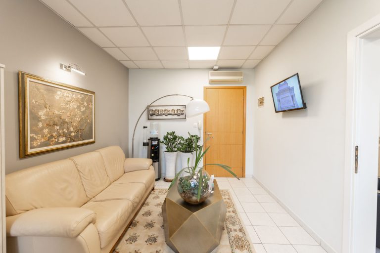 Therapia Mind Institute - grafeio 305